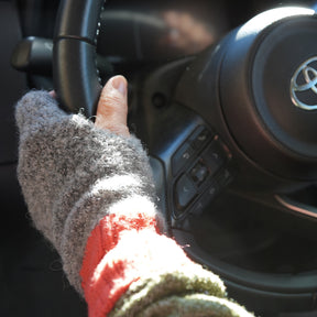 AIRY WRIST WARMER