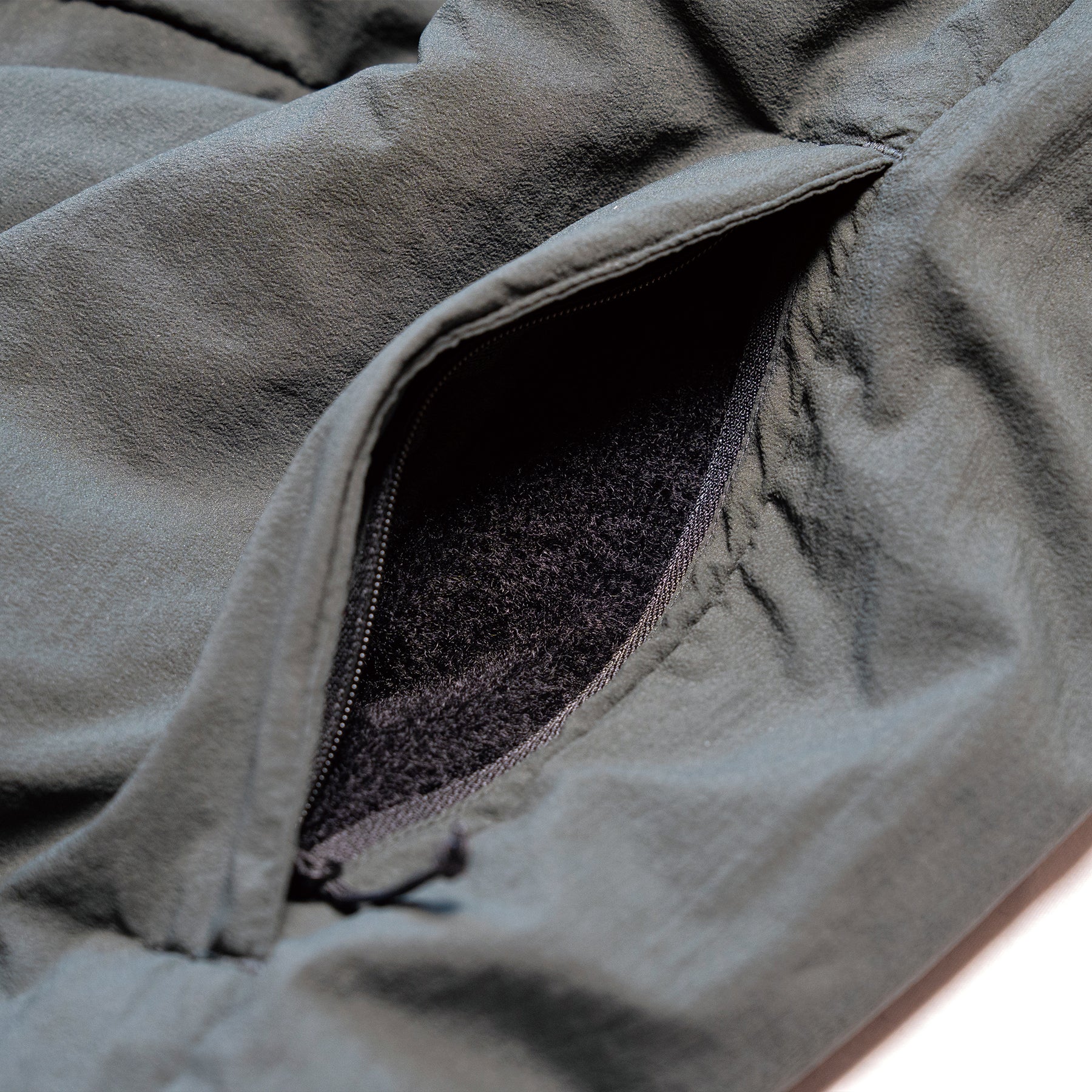 ADRIFT TEE WITH SHELL